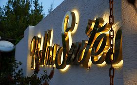 Phellos Suites Boutique Hotel